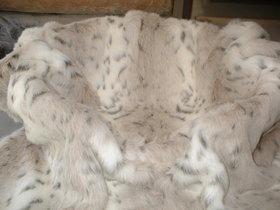 snow lynx faux fur pet throw small (54 x 54cm)